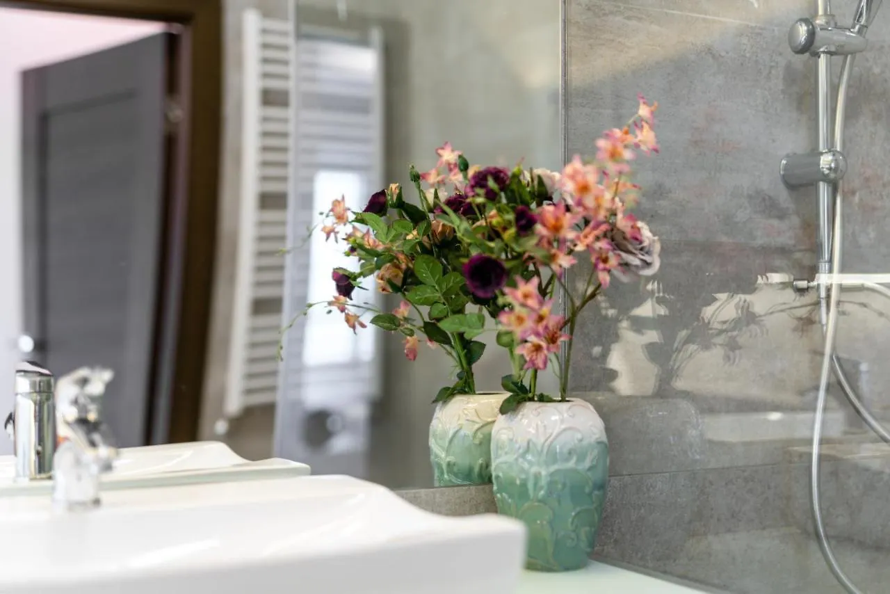 Apartments Poznan Towarowa By Noclegi Renters بولندا
